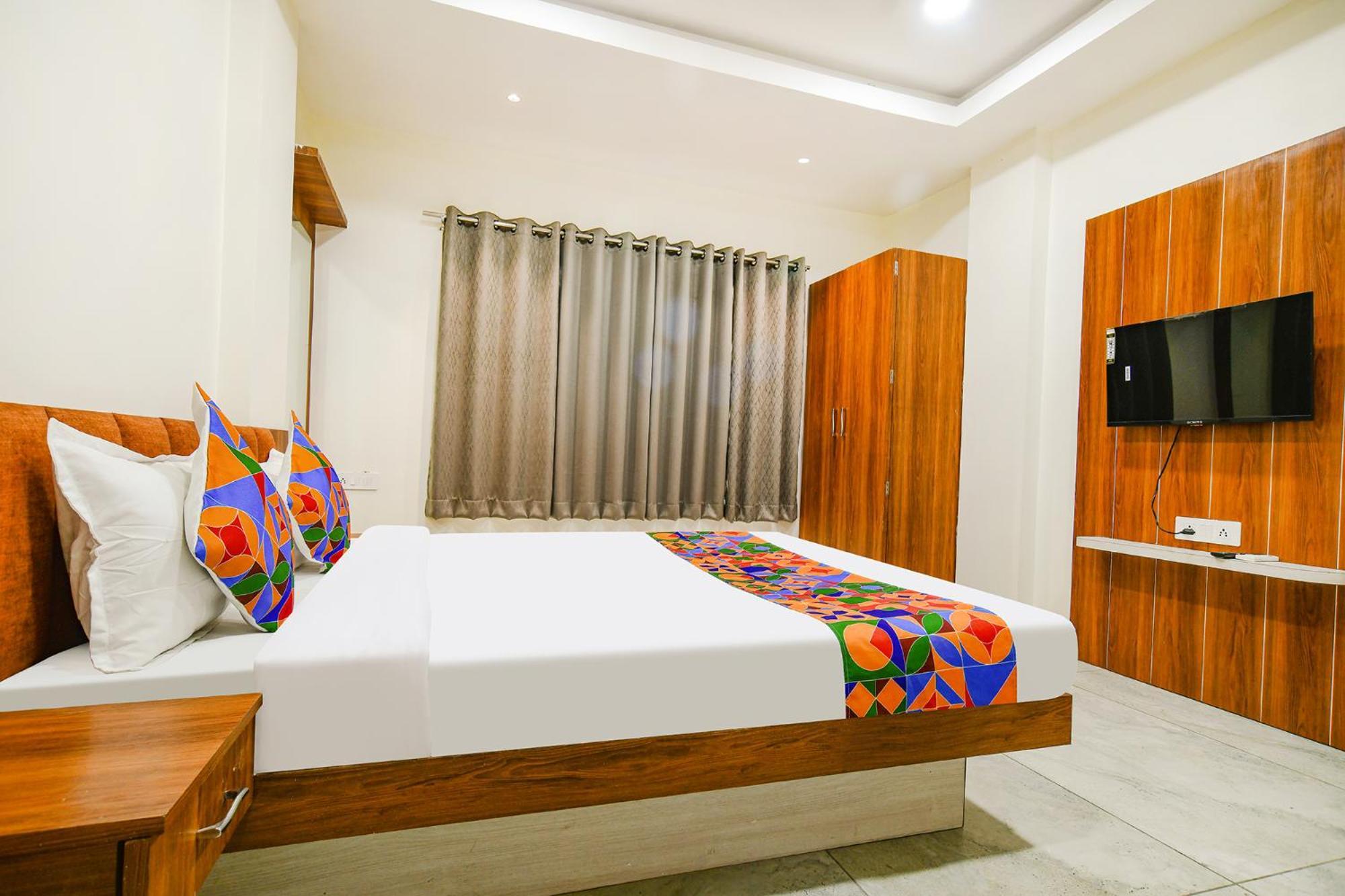 Fabhotel Shree Nakoda Paradise Удджайн Екстер'єр фото