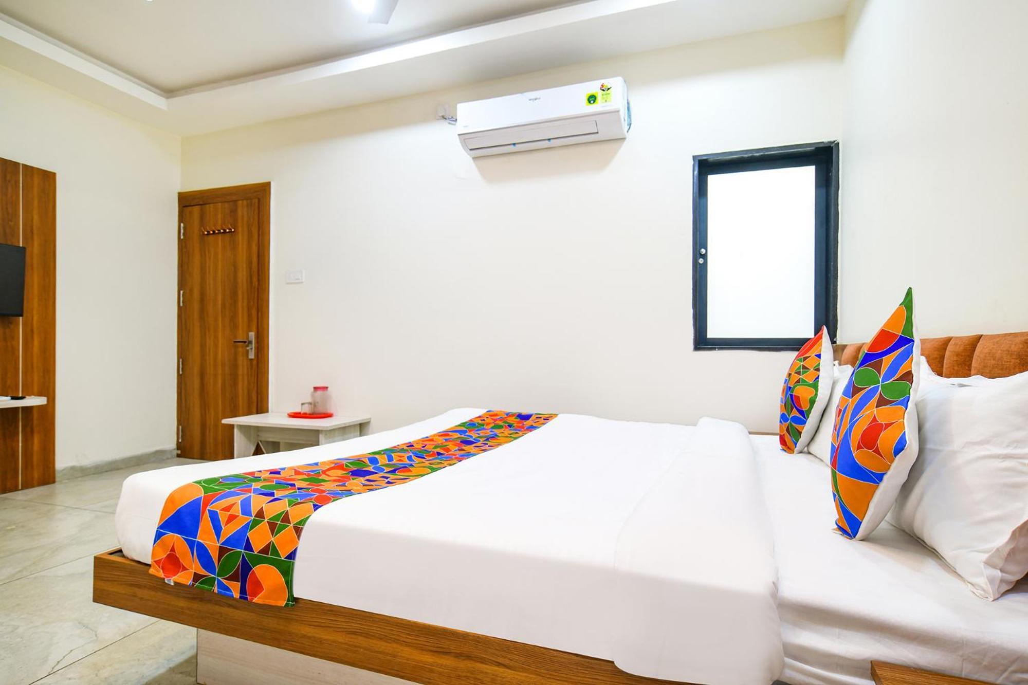 Fabhotel Shree Nakoda Paradise Удджайн Екстер'єр фото