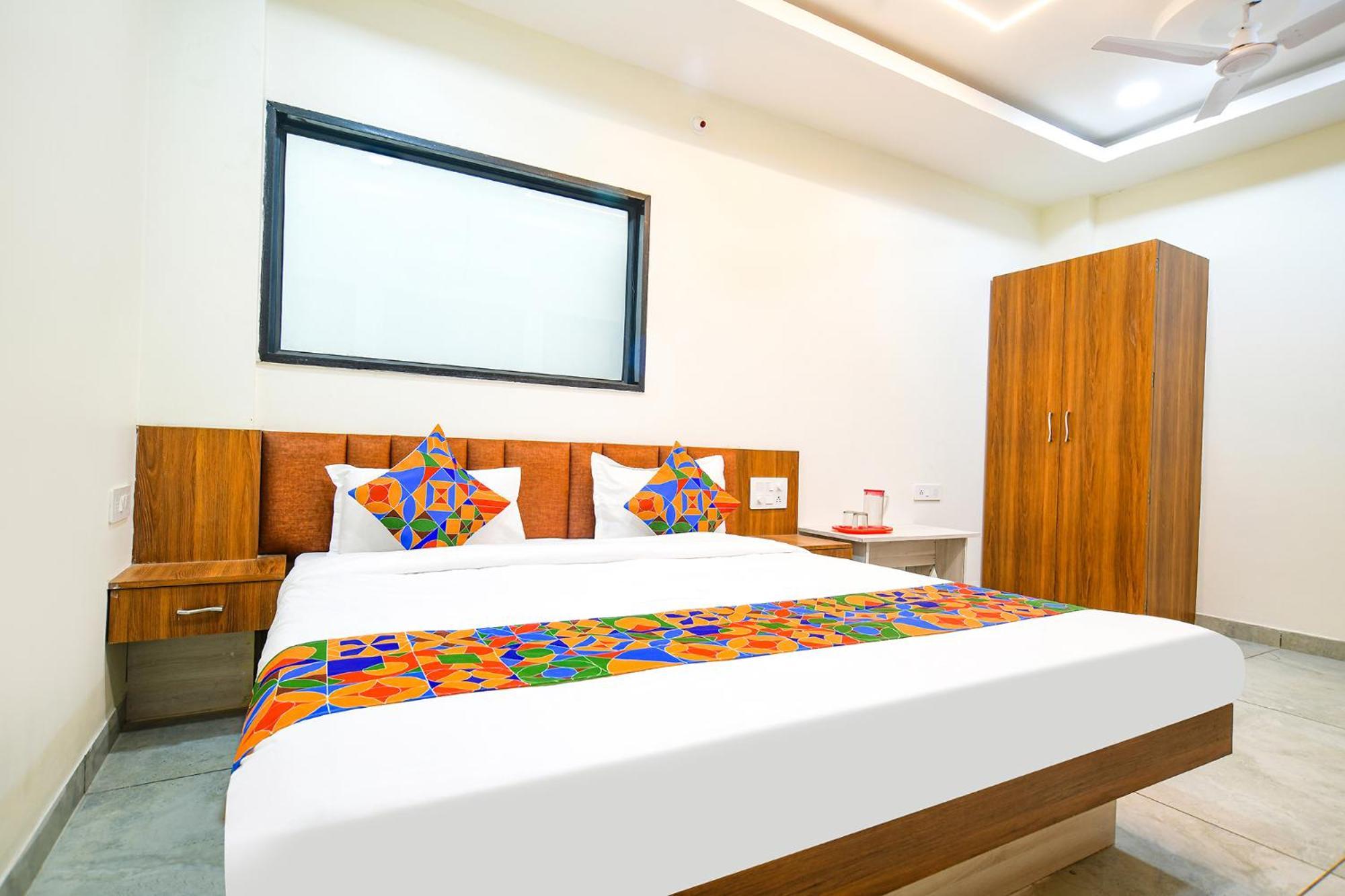 Fabhotel Shree Nakoda Paradise Удджайн Екстер'єр фото
