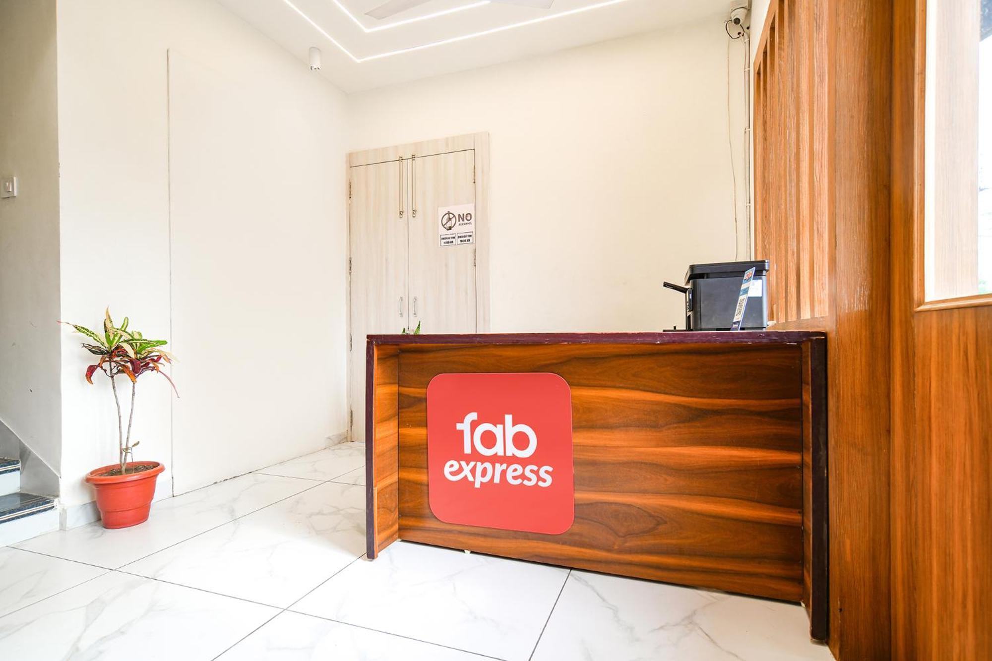 Fabhotel Shree Nakoda Paradise Удджайн Екстер'єр фото