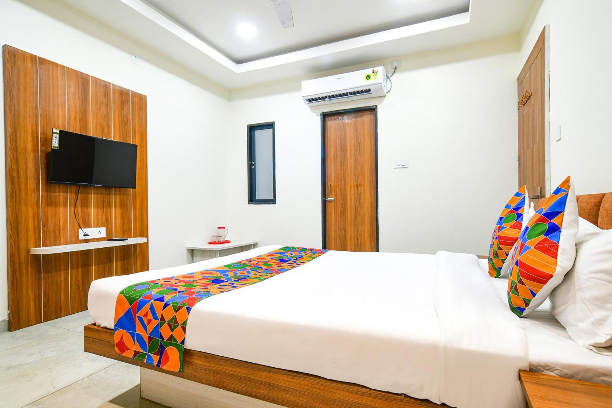 Fabhotel Shree Nakoda Paradise Удджайн Екстер'єр фото