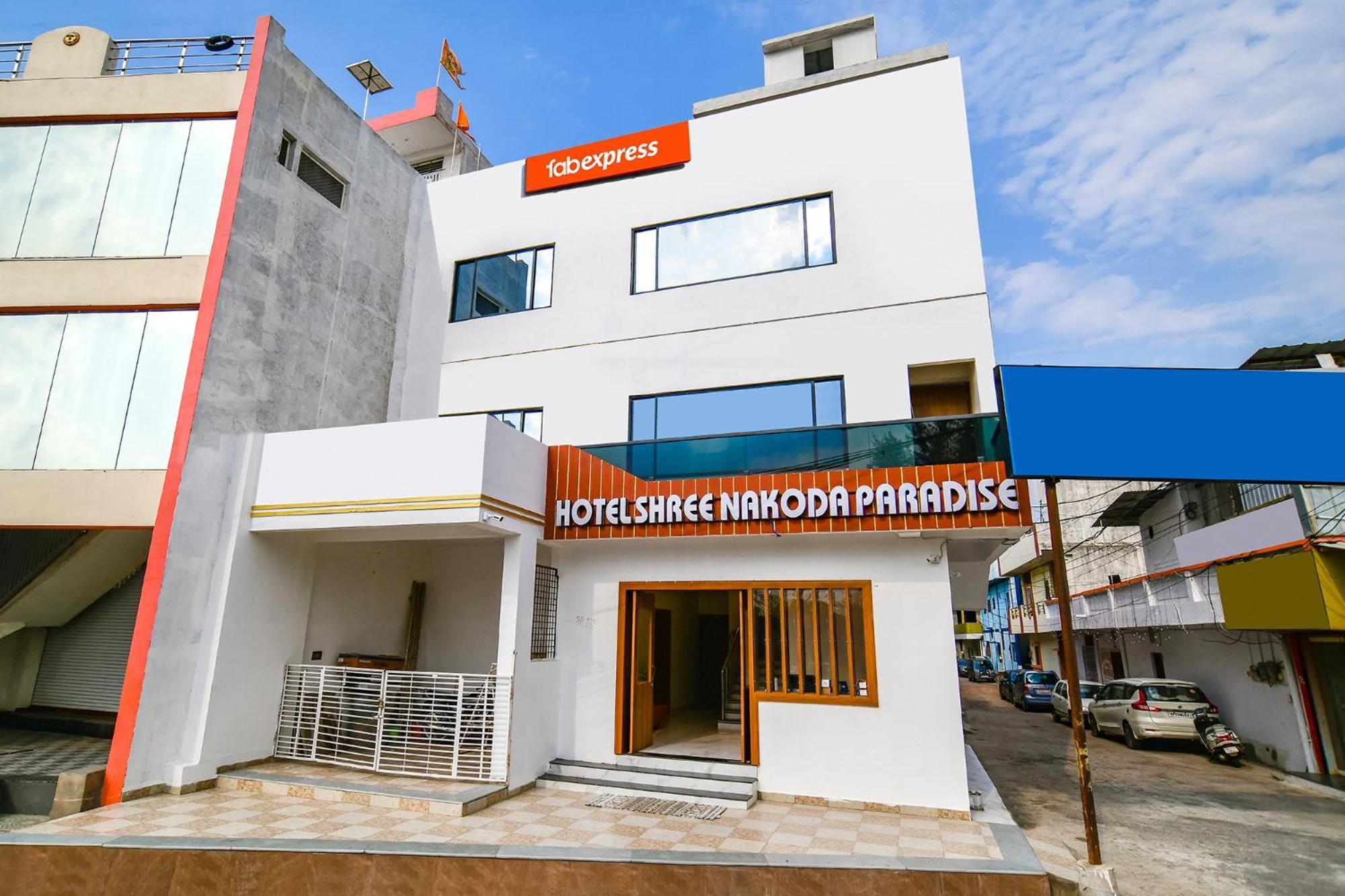 Fabhotel Shree Nakoda Paradise Удджайн Екстер'єр фото